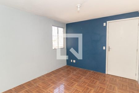 Sala de apartamento à venda com 2 quartos, 45m² em Rubem Berta, Porto Alegre