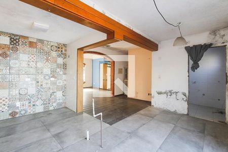Cozinha de casa à venda com 3 quartos, 180m² em Sarandi, Porto Alegre