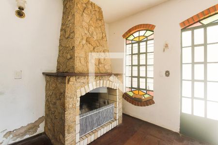 Sala de casa à venda com 3 quartos, 180m² em Sarandi, Porto Alegre