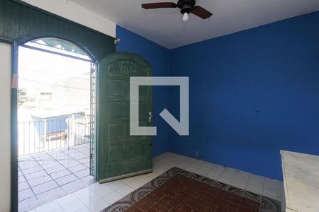 Quarto 3 de casa à venda com 3 quartos, 180m² em Sarandi, Porto Alegre