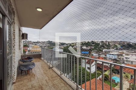 Varanda de apartamento à venda com 3 quartos, 120m² em Jardim Guanabara, Rio de Janeiro