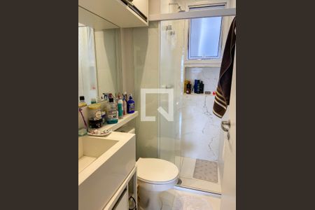 Apartamento à venda com 106m², 3 quartos e 4 vagasBanheiro da Suíte 1