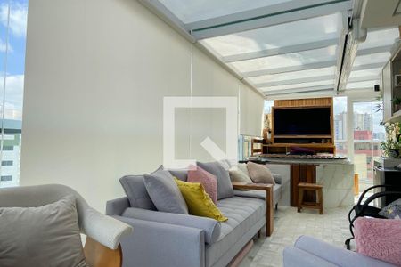 Apartamento à venda com 106m², 3 quartos e 4 vagasVaranda da Suíte 1