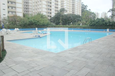Apartamento à venda com 90m², 3 quartos e 1 vagaÁrea comum - Piscina