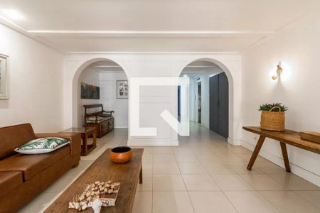 Apartamento para alugar com 98m², 2 quartos e sem vagaHall social