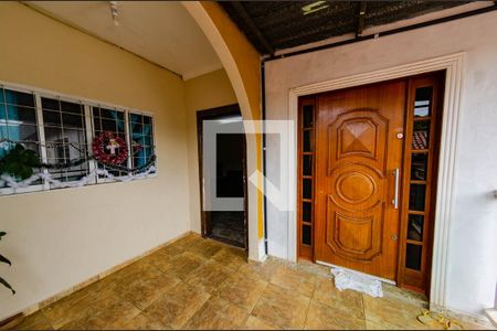 Casa à venda com 600m², 3 quartos e sem vagaÁrea