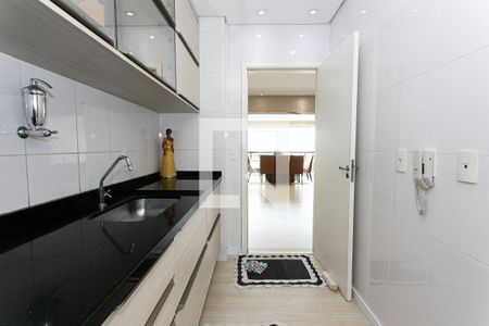 Apartamento à venda com 135m², 3 quartos e 2 vagasCozinha