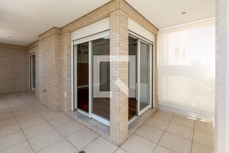 Apartamento à venda com 366m², 5 quartos e 5 vagas Apartamento à venda com 366m², 5 quartos e 5 vagasÁrea comum