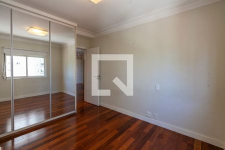 Apartamento à venda com 366m², 5 quartos e 5 vagas Apartamento à venda com 366m², 5 quartos e 5 vagasQuarto