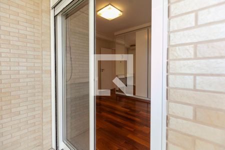 Apartamento à venda com 366m², 5 quartos e 5 vagas Apartamento à venda com 366m², 5 quartos e 5 vagasQuarto