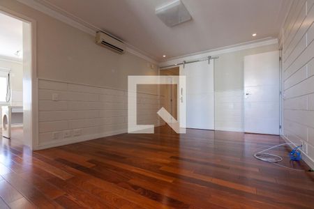 Apartamento à venda com 366m², 5 quartos e 5 vagas Apartamento à venda com 366m², 5 quartos e 5 vagasQuarto