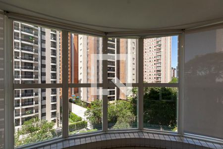 Apartamento à venda com 366m², 5 quartos e 5 vagas