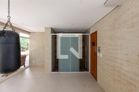 Apartamento à venda com 366m², 5 quartos e 5 vagas Apartamento à venda com 366m², 5 quartos e 5 vagasÁrea comum