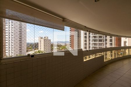 Apartamento à venda com 366m², 5 quartos e 5 vagas