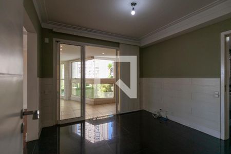 Apartamento à venda com 366m², 5 quartos e 5 vagas Apartamento à venda com 366m², 5 quartos e 5 vagasSala de Jantar
