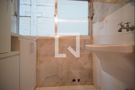 Apartamento para alugar com 70m², 3 quartos e 1 vagaÁrea de Serviço