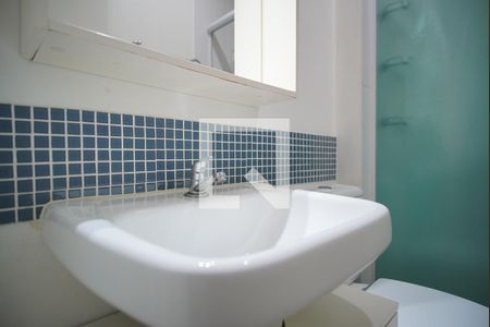 Apartamento para alugar com 70m², 3 quartos e 1 vagaBanheiro Corredor - Pia