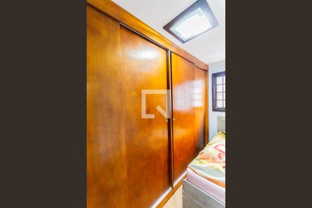 Casa à venda com 100m², 3 quartos e 1 vagaArmário