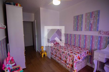 Apartamento à venda com 130m², 4 quartos e 2 vagasQuarto 2