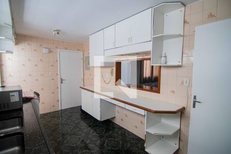 Apartamento à venda com 130m², 4 quartos e 2 vagasCozinha