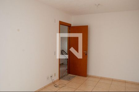 Sala de apartamento à venda com 2 quartos, 43m² em Chácaras Reunidas Santa Terezinha, Contagem
