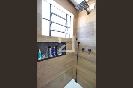 Casa à venda com 306m², 4 quartos e 2 vagasBanheiro da Suíte 1