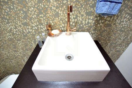 Casa à venda com 306m², 4 quartos e 2 vagasLavabo 2