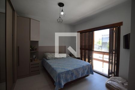 Casa à venda com 306m², 4 quartos e 2 vagasSuíte 1