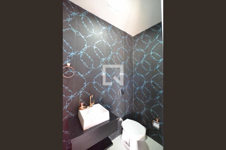 Casa à venda com 306m², 4 quartos e 2 vagasLavabo 1