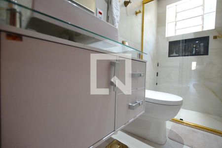 Casa à venda com 306m², 4 quartos e 2 vagasBanheiro Social