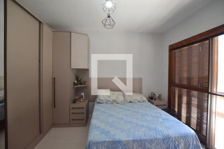 Casa à venda com 306m², 4 quartos e 2 vagasSuíte 1