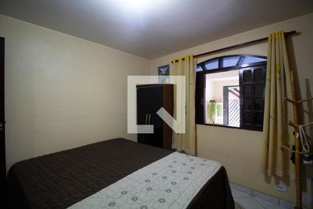 Quarto 1 de casa para alugar com 3 quartos, 198m² em Parque Guarani, São Paulo