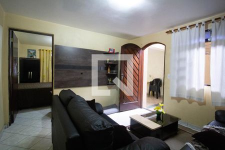 Sala 1 de casa para alugar com 3 quartos, 198m² em Parque Guarani, São Paulo