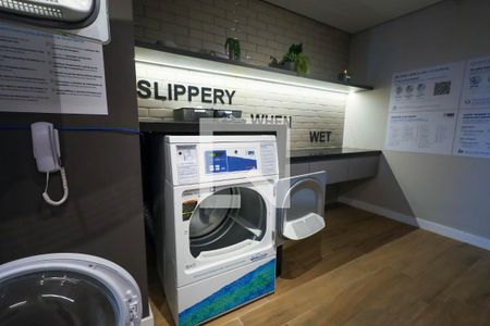 Studio para alugar com 26m², 1 quarto e sem vaga Studio para alugar com 26m², 1 quarto e sem vagaÁrea comum - Lavanderia