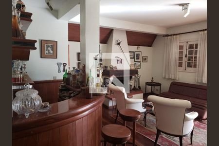 Casa à venda com 3 quartos, 530m² em Ipê, Nova Lima