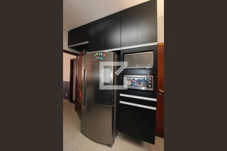 Casa à venda com 398m², 3 quartos e 3 vagasCozinha