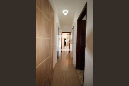 Casa à venda com 398m², 3 quartos e 3 vagasCorredor 2