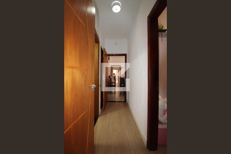 Casa à venda com 398m², 3 quartos e 3 vagasCorredor 1