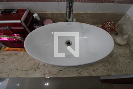 Casa à venda com 398m², 3 quartos e 3 vagasBanheiro Social