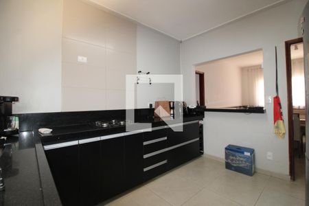 Casa à venda com 398m², 3 quartos e 3 vagasCozinha