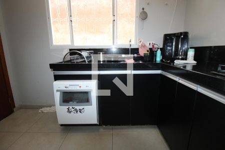 Casa à venda com 398m², 3 quartos e 3 vagasCozinha