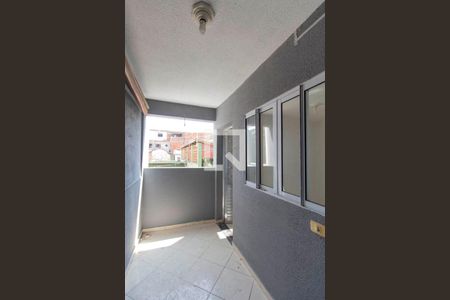 Casa para alugar com 60m², 2 quartos e 1 vaga Casa para alugar com 60m², 2 quartos e 1 vagaÁrea de Serviço