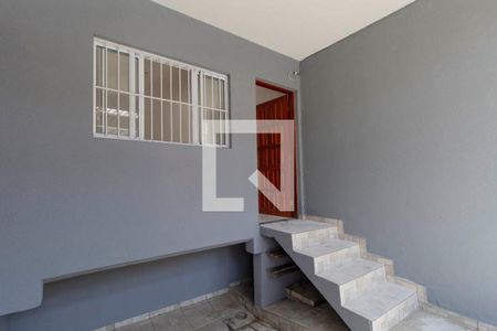 Casa para alugar com 60m², 2 quartos e 1 vaga Casa para alugar com 60m², 2 quartos e 1 vagaGaragem