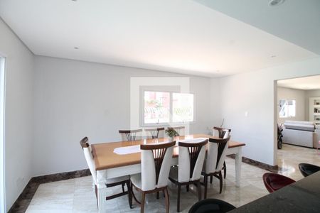 Casa à venda com 340m², 4 quartos e 4 vagasSala de Jantar