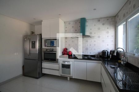 Casa à venda com 340m², 4 quartos e 4 vagasCozinha