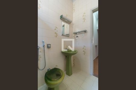 Apartamento para alugar com 55m², 2 quartos e sem vagaBanheiro