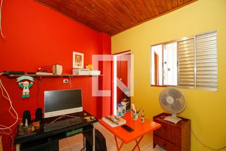 Casa à venda com 240m², 2 quartos e 1 vagaEscritório