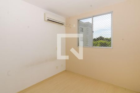 Quarto 2 de apartamento para alugar com 2 quartos, 49m² em Santa Fé, Porto Alegre
