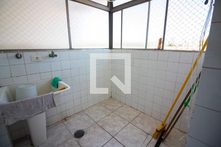 Apartamento para alugar com 90m², 3 quartos e 1 vagaÁrea de Serviço