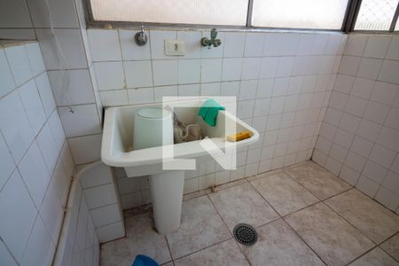 Apartamento para alugar com 90m², 3 quartos e 1 vagaÁrea de Serviço